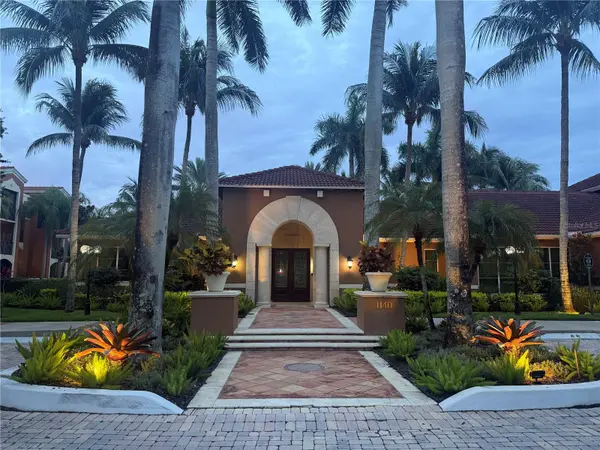 1180 RESERVE WAY #302, Naples, FL 34105