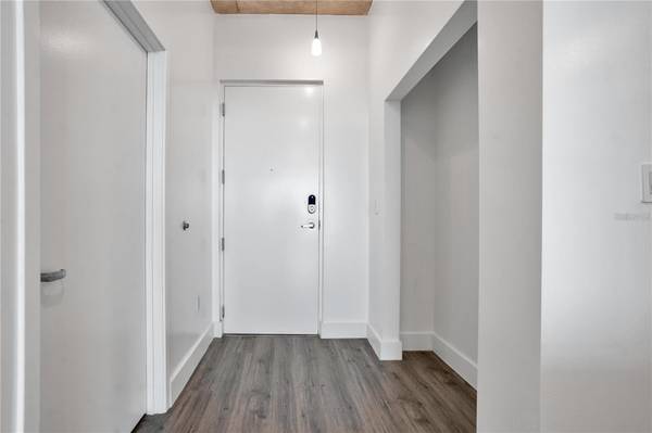 525 E JACKSON ST #403, Orlando, FL 32801