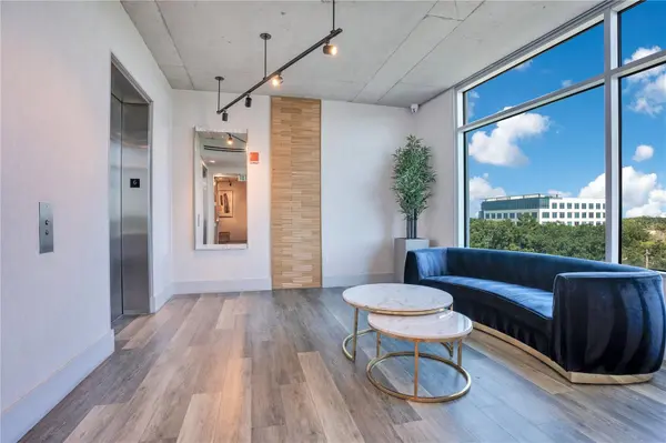 525 E JACKSON ST #604, Orlando, FL 32801