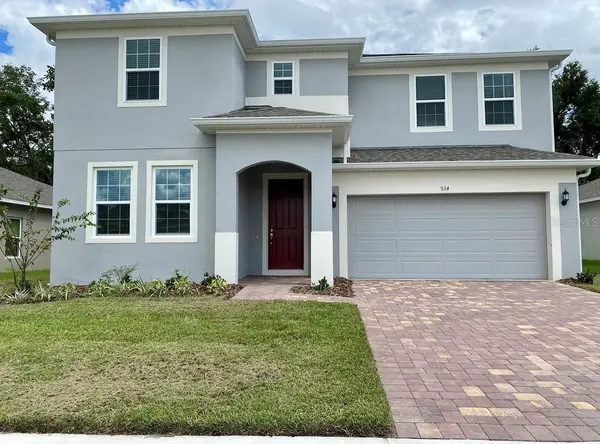 924 AVENAL LN, Davenport, FL 33837