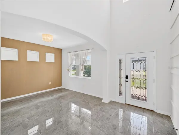 2556 LEYLAND CYPRESS LN, Sanford, FL 32773
