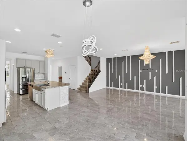 2556 LEYLAND CYPRESS LN, Sanford, FL 32773