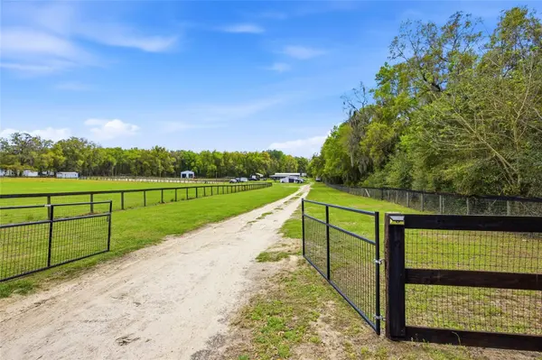 3660 W HWY 329, Reddick, FL 32686