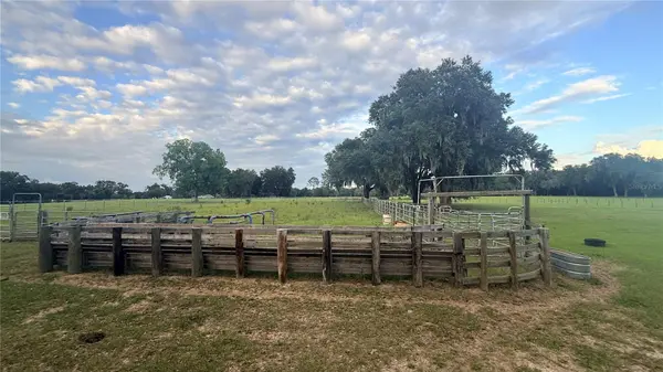 2051 SE 155TH ST, Summerfield, FL 34491