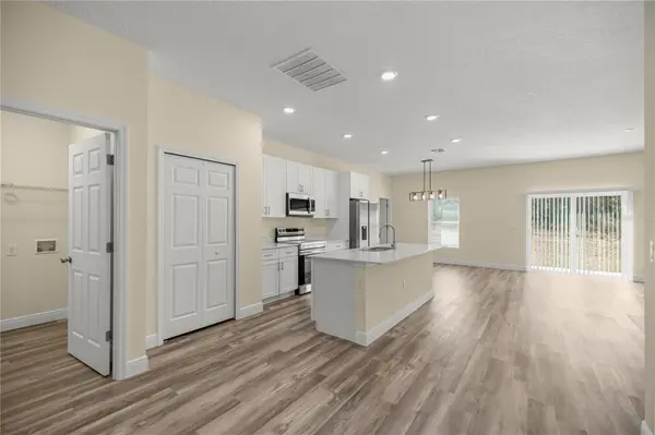 13745 SW 43RD CIR, Ocala, FL 34473