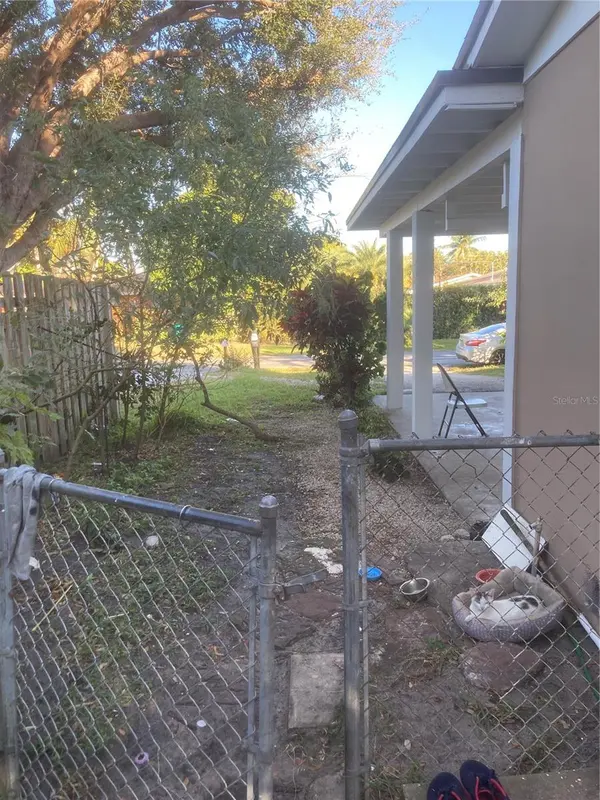 2873 SE 1ST PL, Boynton Beach, FL 33435