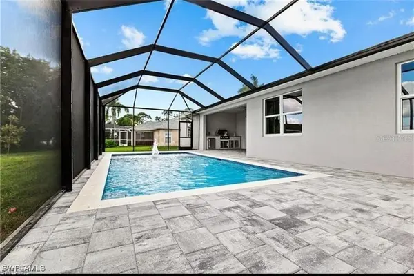 925 NW 9TH AVE, Cape Coral, FL 33993