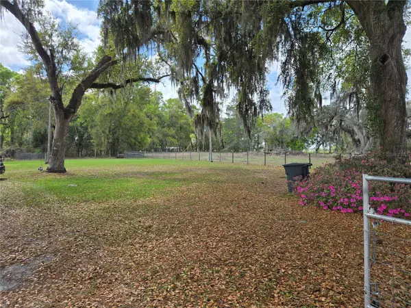 2327 CR 528, Sumterville, FL 33585
