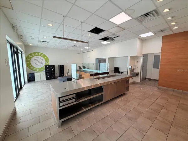 6011 SE ABSHIER BLVD, Belleview, FL 34420
