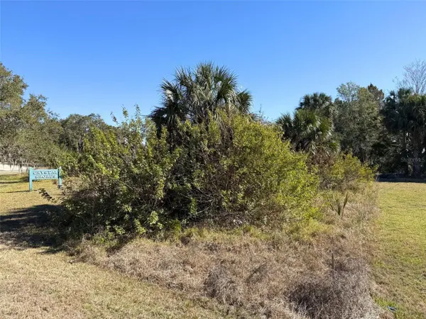 10748 W PINE BARK LN, Crystal River, FL 34429