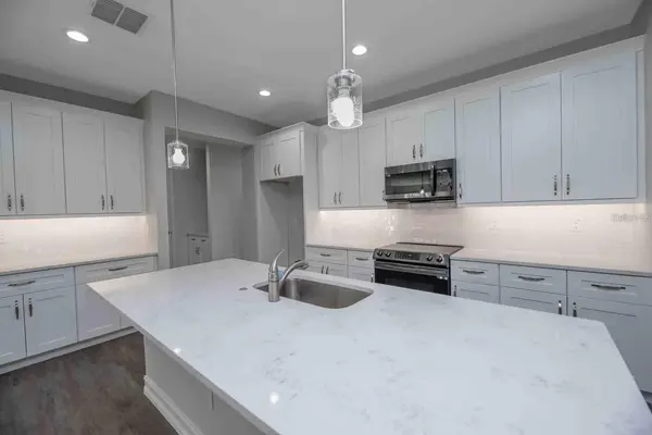 1925 NW 79TH LOOP, Ocala, FL 34475