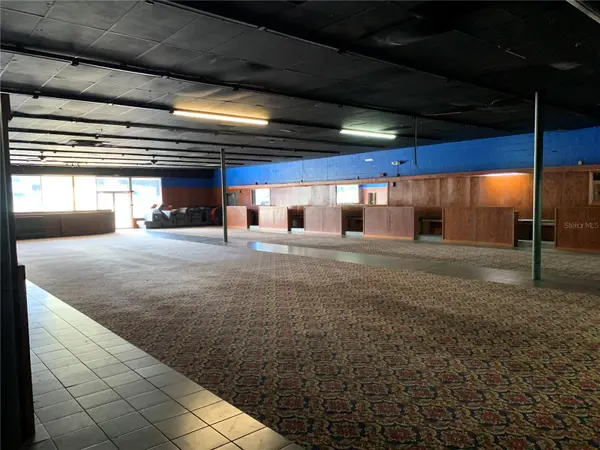 2911 NE JACKSONVILLE RD, Ocala, FL 34479