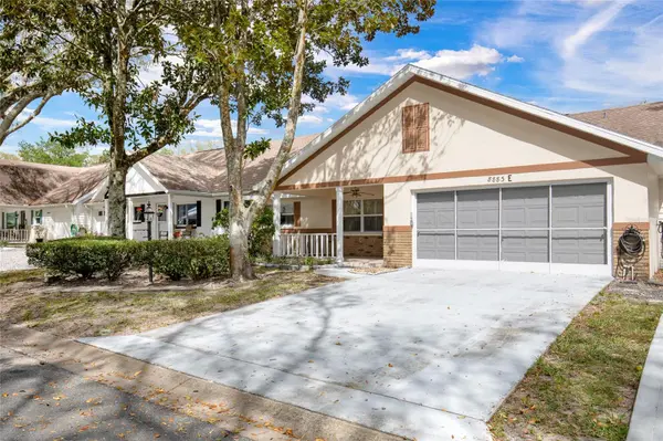 8883 SW 93RD LN #E, Ocala, FL 34481