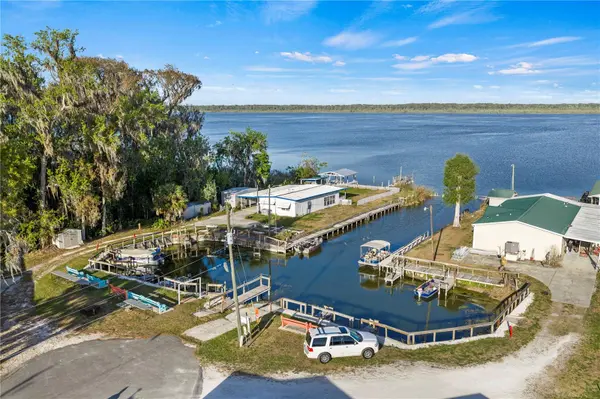 942 CR 461, Lake Panasoffkee, FL 33538