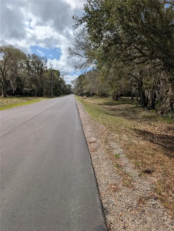 LORIE ST, Inglis, FL 34449