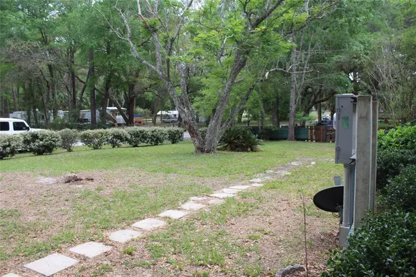 570 NE 70TH TER, Ocala, FL 34470