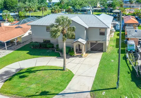 2050 NW 18TH ST, Crystal River, FL 34428