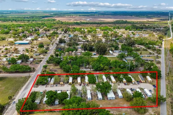 610 RAILROAD ST, Wimauma, FL 33598