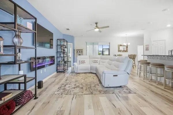 4909 SW 107 LOOP, Ocala, FL 34476