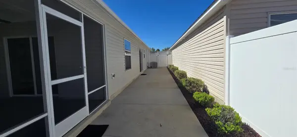 2577 LINDEWOOD ST, The Villages, FL 32163