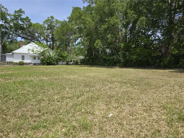 33 NW 3RD ST, Williston, FL 32696