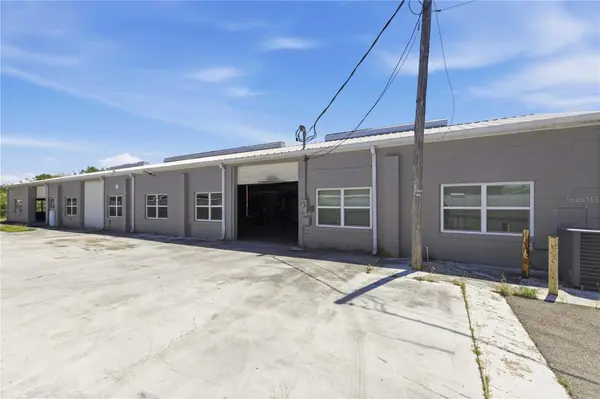 943 NW 17TH AVE, Ocala, FL 34475