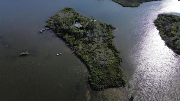 7472 W THUNDERBIRD ISLAND, Homosassa, FL 34448