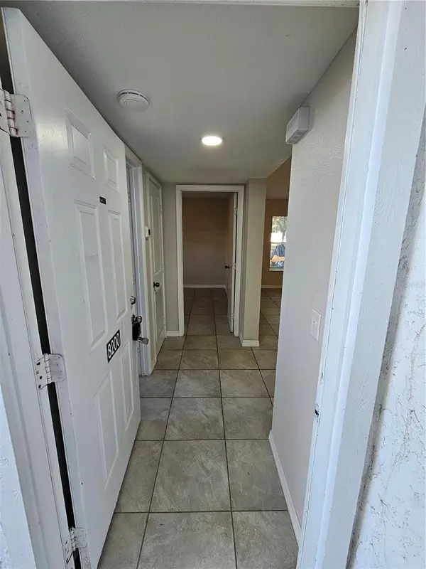 8200 FAIRWAYS CIR #B102, Ocala, FL 34472