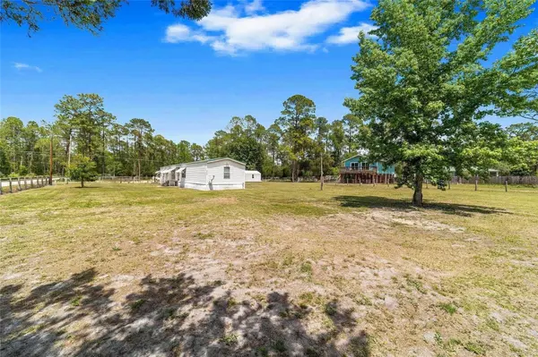 13261 NE 155TH LN, Fort Mc Coy, FL 32134