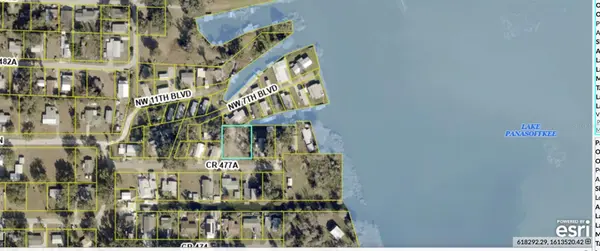 748 CR 477A, Lake Panasoffkee, FL 33538