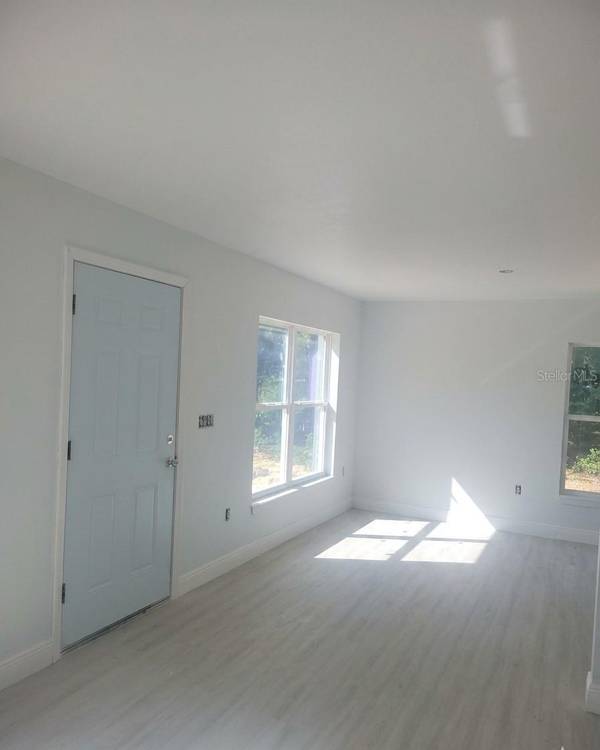 338 2ND WAY, Interlachen, FL 32148