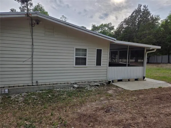 421 MARGARET ST, Bronson, FL 32621