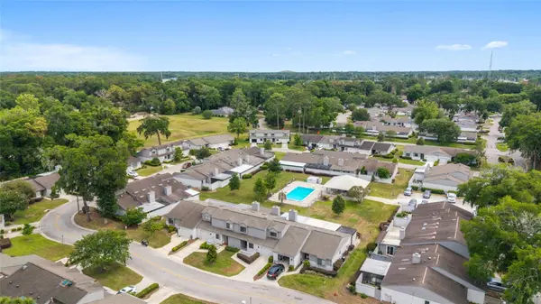 1927 SE 37TH COURT CIR, Ocala, FL 34471