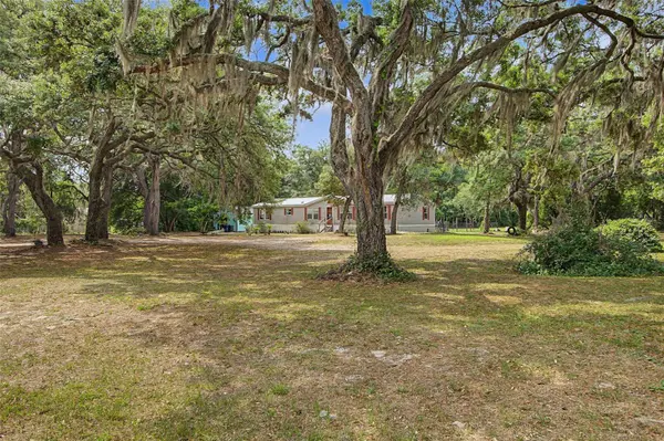 8186 E WINDSONG ST, Floral City, FL 34436