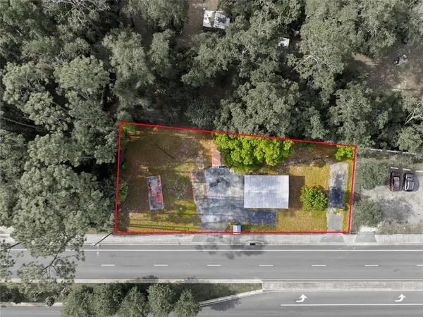 320 HIGHWAY 466, Lady Lake, FL 32159