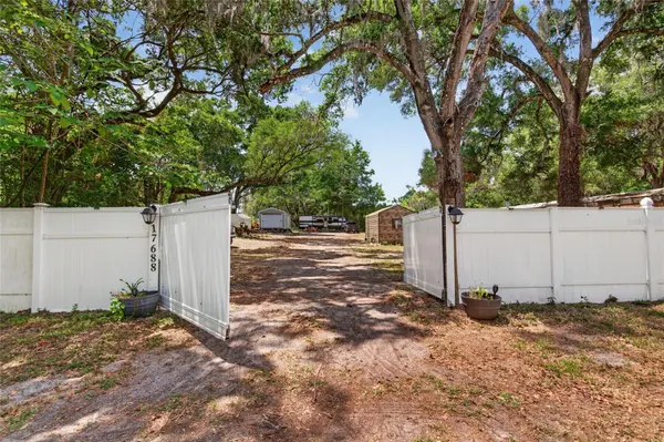 17684 NE 24TH AVE, Citra, FL 32113