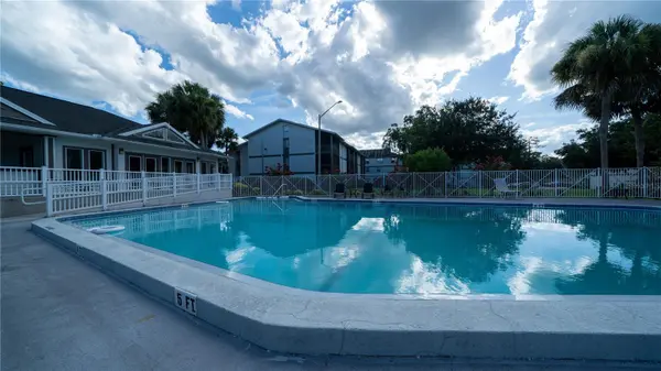 6519 W NEWBERRY RD #A5, Gainesville, FL 32605
