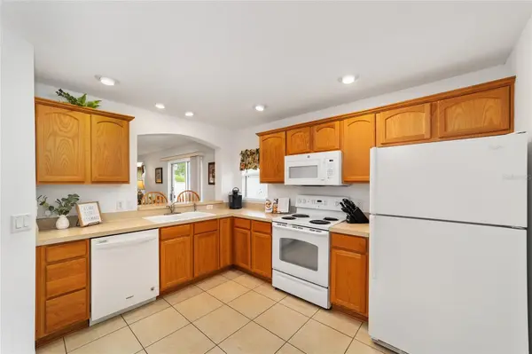 2426 SAFFRON LN, The Villages, FL 32162