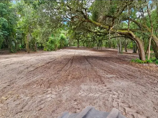 128 MOCKINGBIRD LN, Lady Lake, FL 32159