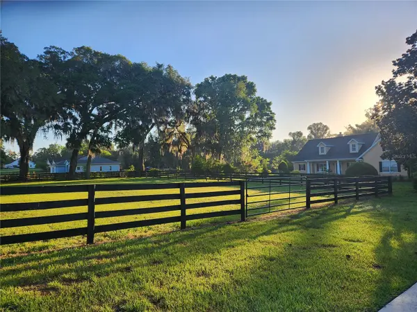 9041 SW 14TH AVE, Ocala, FL 34476