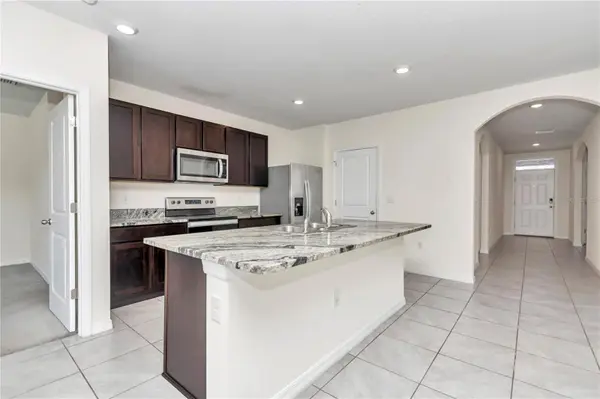27 HICKORY COURSE LN, Ocala, FL 34472