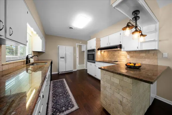 2333 E FORT KING ST, Ocala, FL 34471