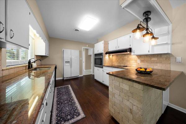 2333 E FORT KING ST, Ocala, FL 34471