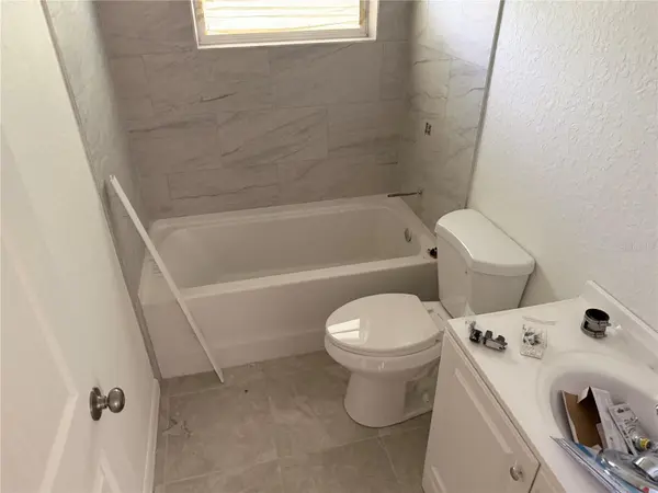6 S BARBOUR ST, Beverly Hills, FL 34465