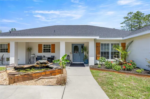 495 FISHER RD, Ocklawaha, FL 32179