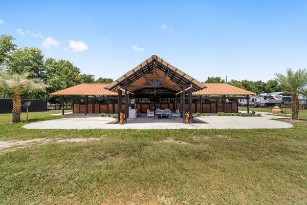 16346 NE JACKSONVILLE RD, Citra, FL 32113