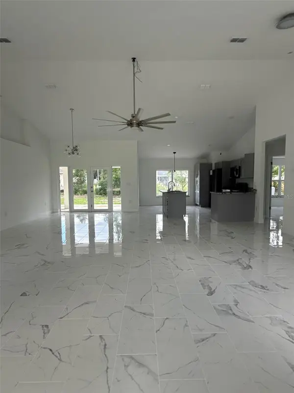6807 SW 148TH PLACE RD, Ocala, FL 34473
