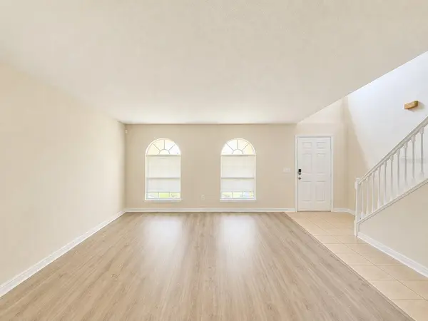 24301 SW 6TH PL, Newberry, FL 32669