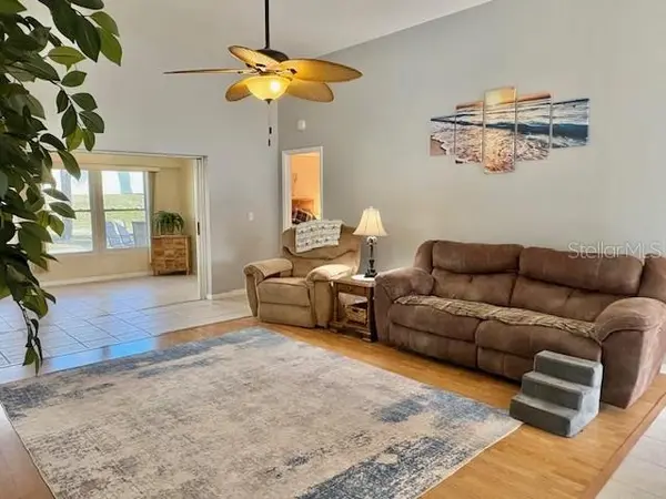 422 HARBOURVIEW DR, Haines City, FL 33844