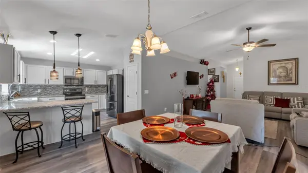 302 BROOKSHIRE DR, Lake Wales, FL 33898